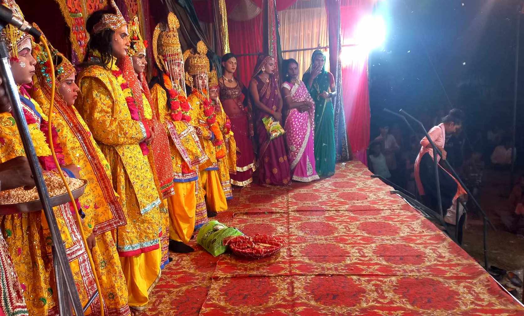 नवरात्रको अवसरमा बर्दियाको गुलरियामा रामलिला