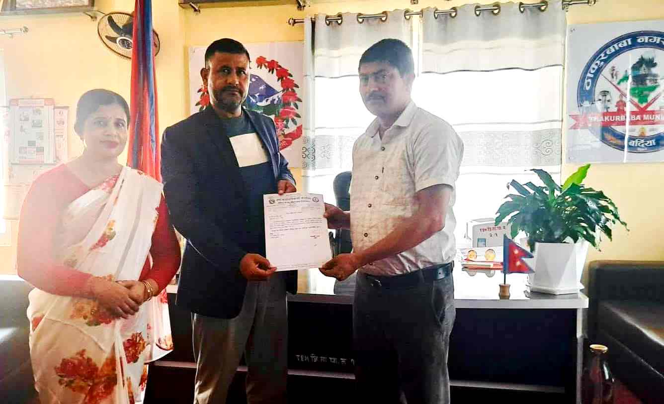 ठाकुरबाबा आधारभूत नगर अस्पतालको अध्यक्षमा पत्रकार योगी