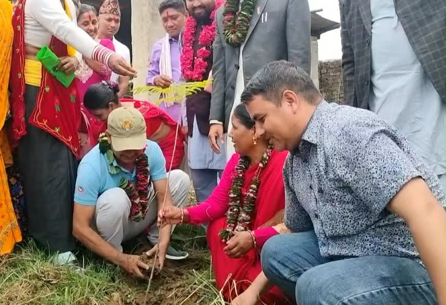 विश्व वातावरण दिवस : नेपाल राष्ट्रिय मावि मधुवनमा बृक्षारोपण 