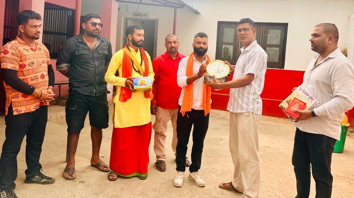 जन्मोत्सवका अवसरमा कारागारमा सामाग्री 