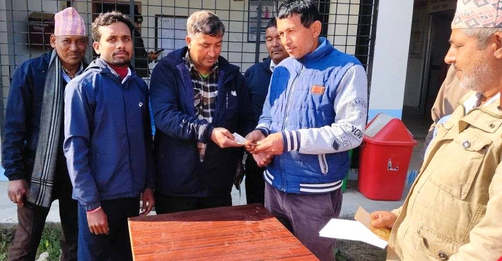 बाँसगढीमा पशुपालक किसानका सुत्केरी गाई, भैसीलाई भत्ता