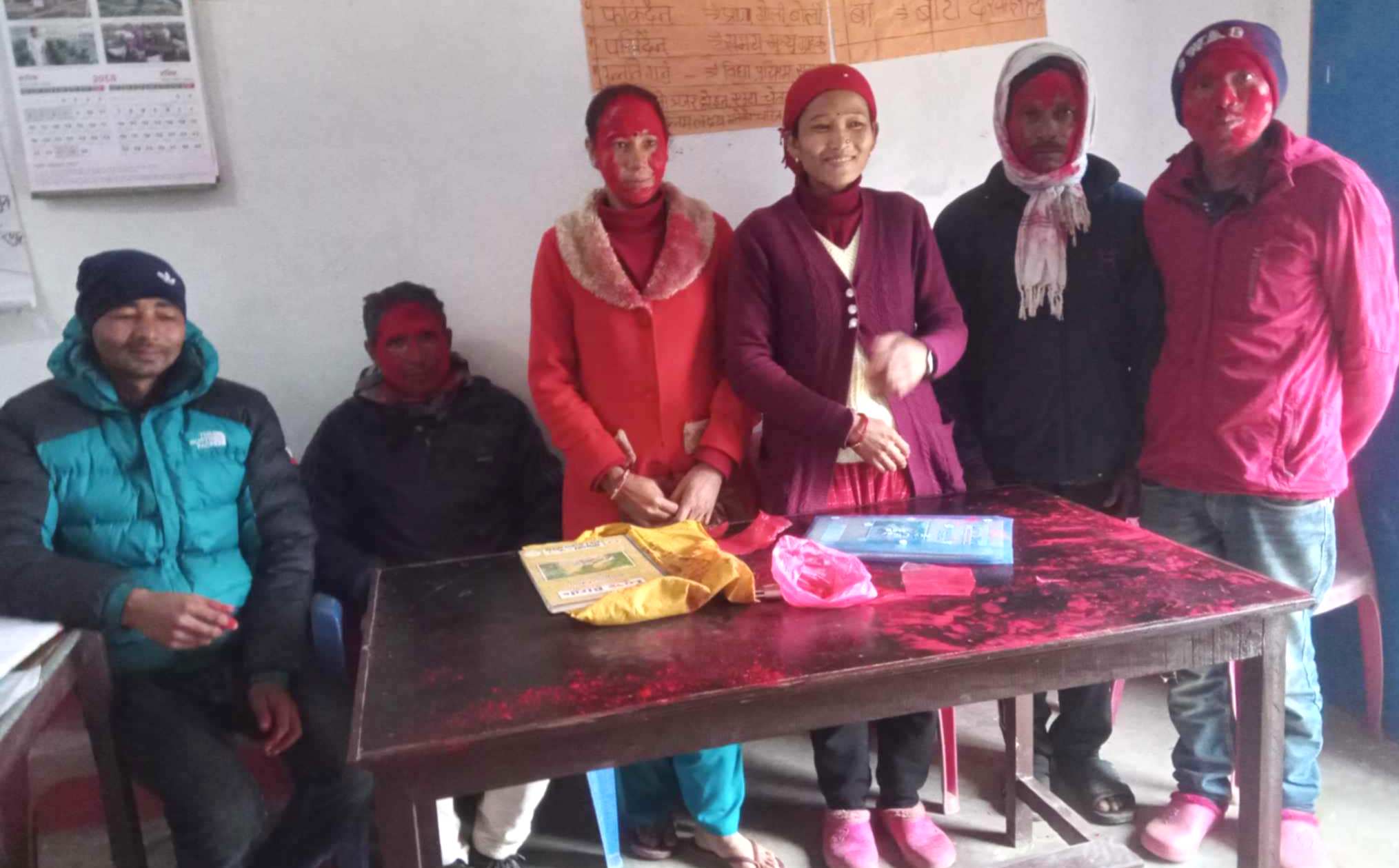 थारु गाउँहरुमा बखेरी शुरु : धमाधम नेतृत्व चयन गरिँदै