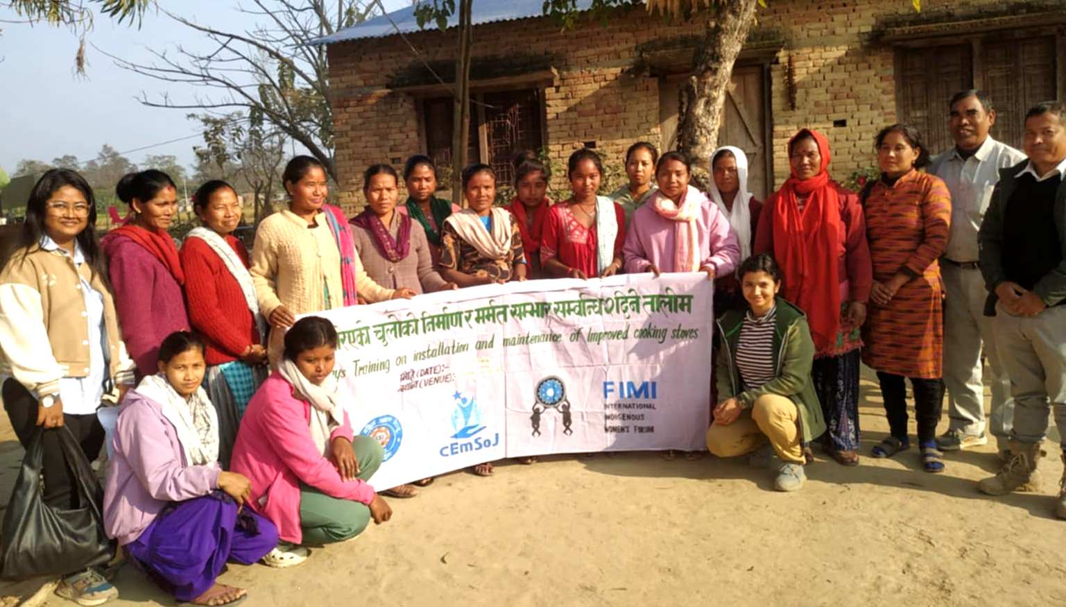 बर्दियामा ५ सय घरधुरीमा सुधारिएको चुलो सेवा पुर्याईंदै