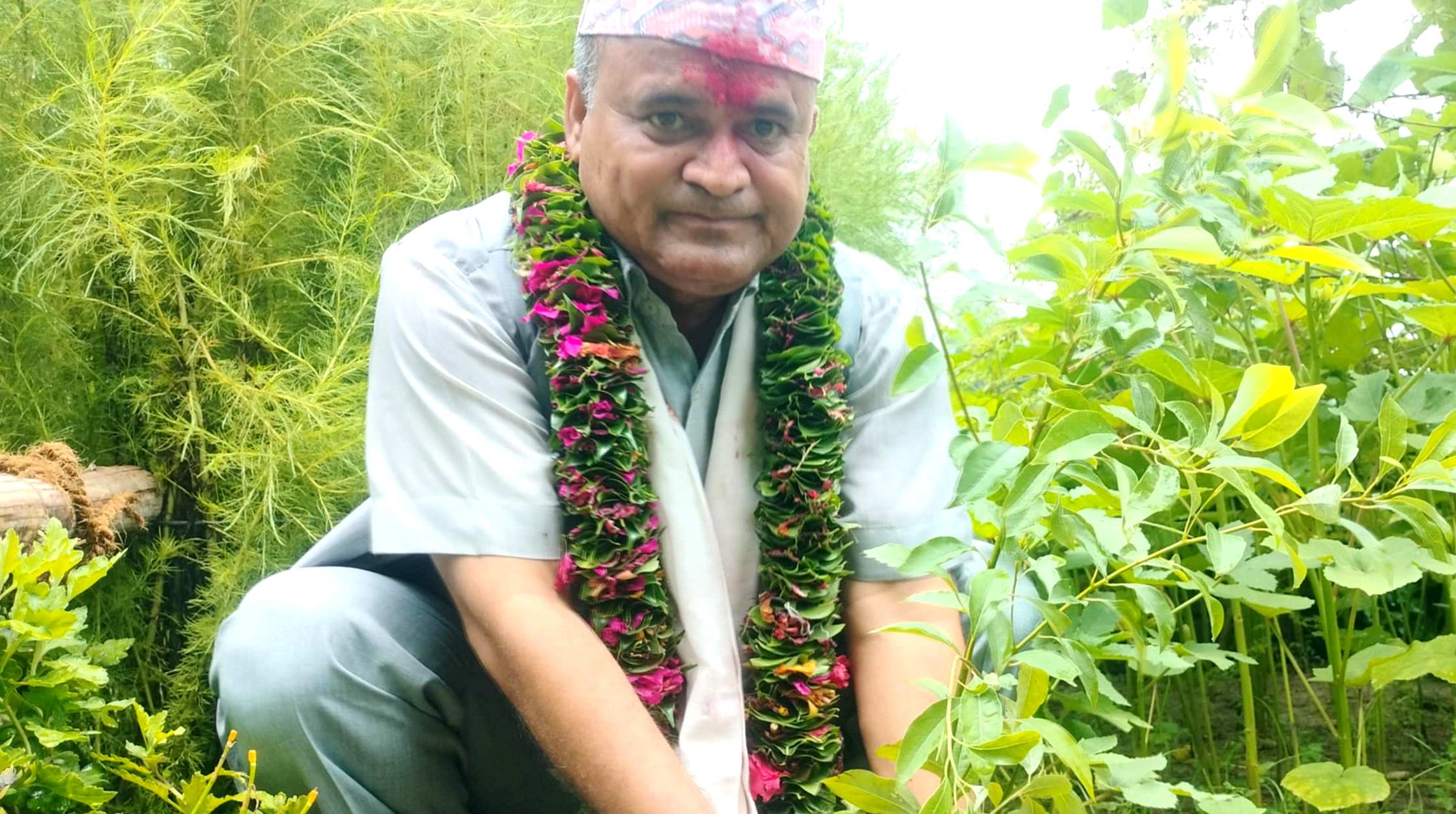 जन्मदिनको अवसरमा मधुवन नगरप्रमुख भाटद्वारा आफू पढेको विद्यालयमा १ लाखको अक्षयकोष