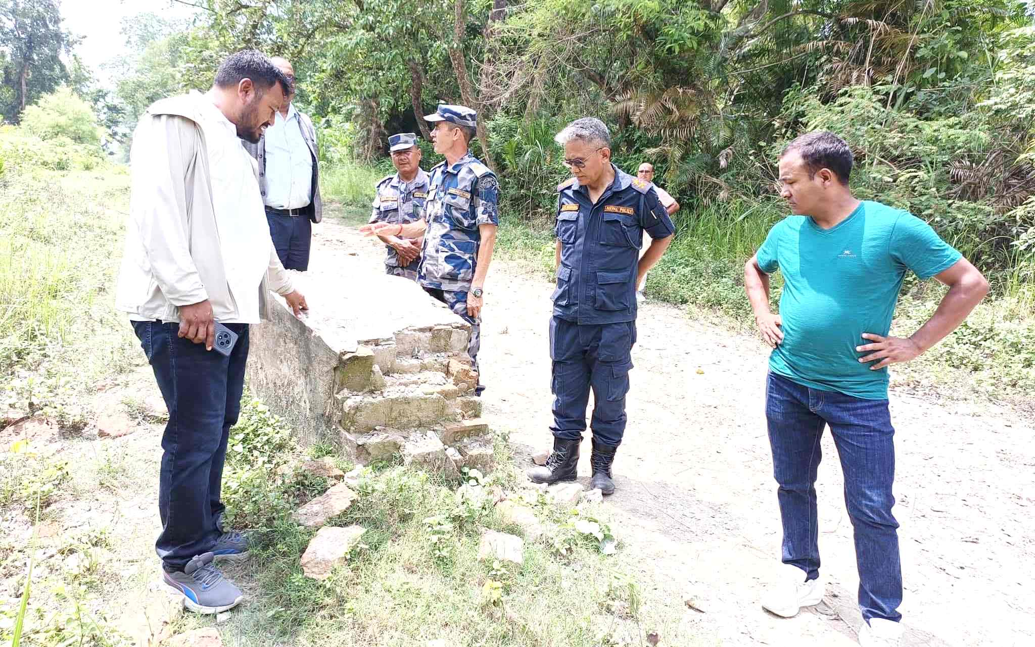 राजापुरसँग जोडिएको भारतीय सीमावर्ती क्षेत्र निरीक्षण