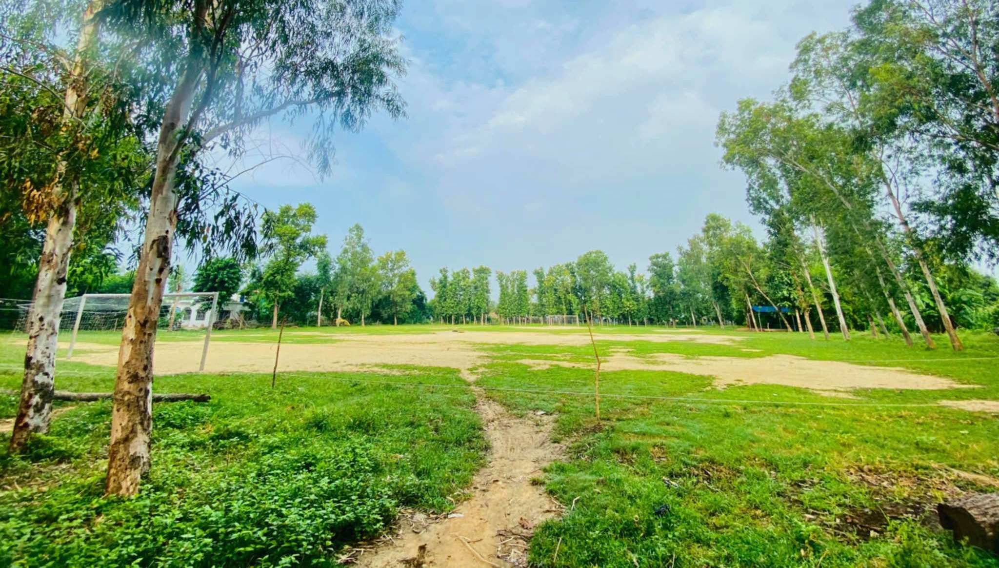 मधुवनमा वडा स्तरिय फुटबल प्रतियोगीता हुँदै 