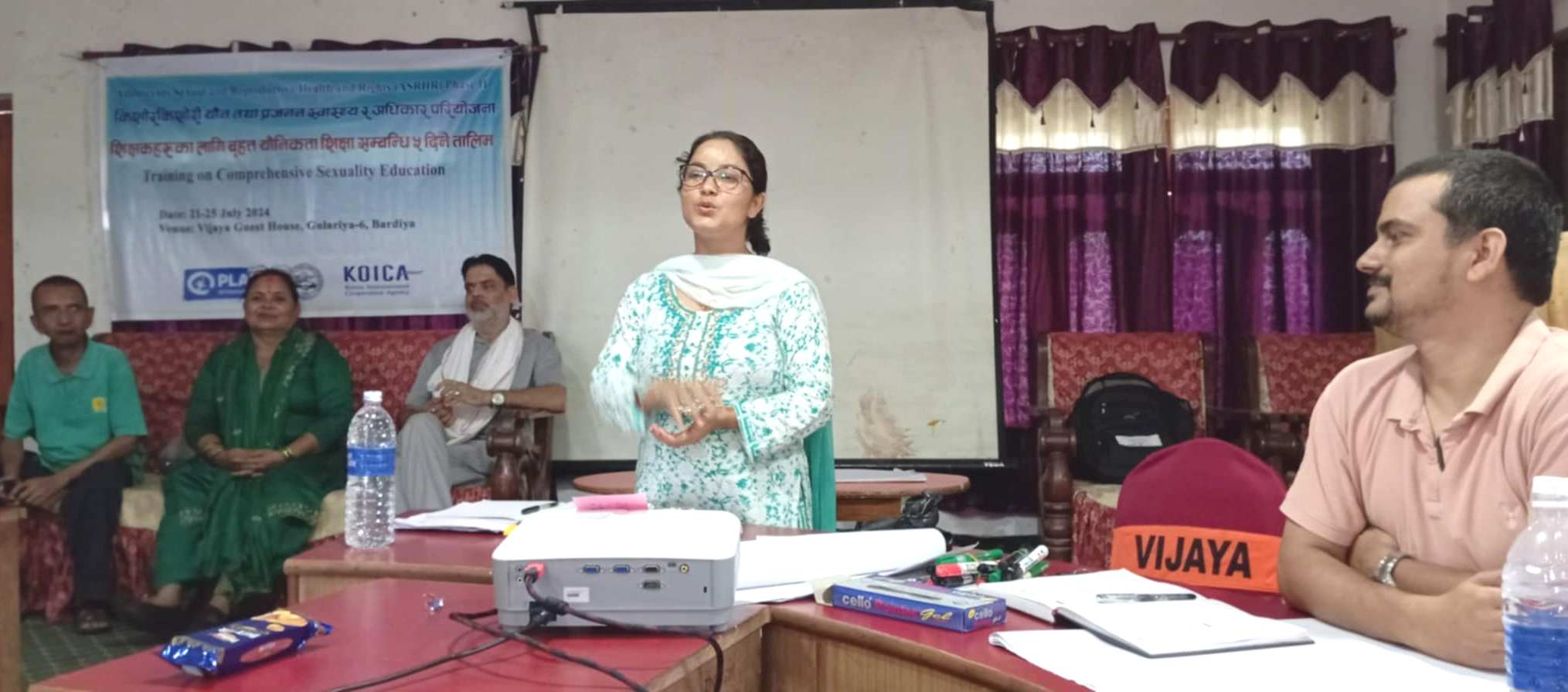 सामुदायिक विद्यालयका शिक्षकहरुलाई बृहत यौनिकता शिक्षा सम्बन्धी तालिम