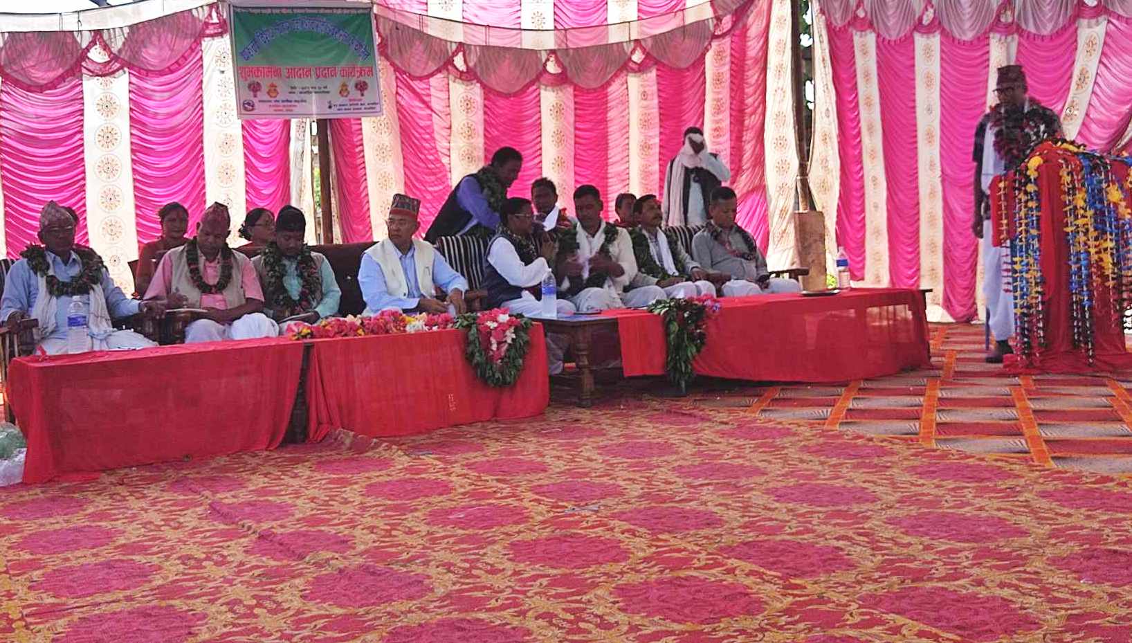 बारबर्दियामा अट्वारी पर्वको शुभकामना आदानप्रदान 