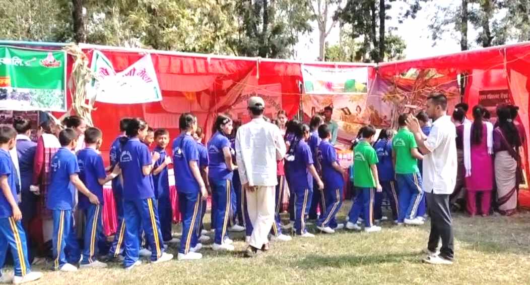 बर्दियाको मधुवनमा प्रथम कृषि मेला सम्पन्न