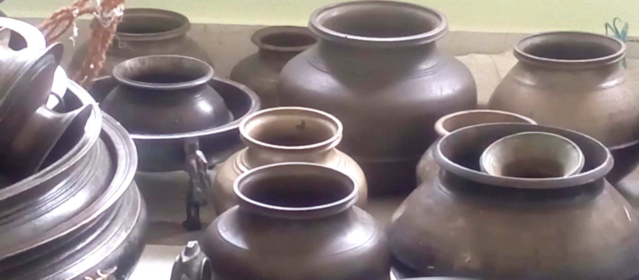 बर्दियामा ऐतिहासिक धातुका भाँडामूर्तिसहित मानिस पक्राउ