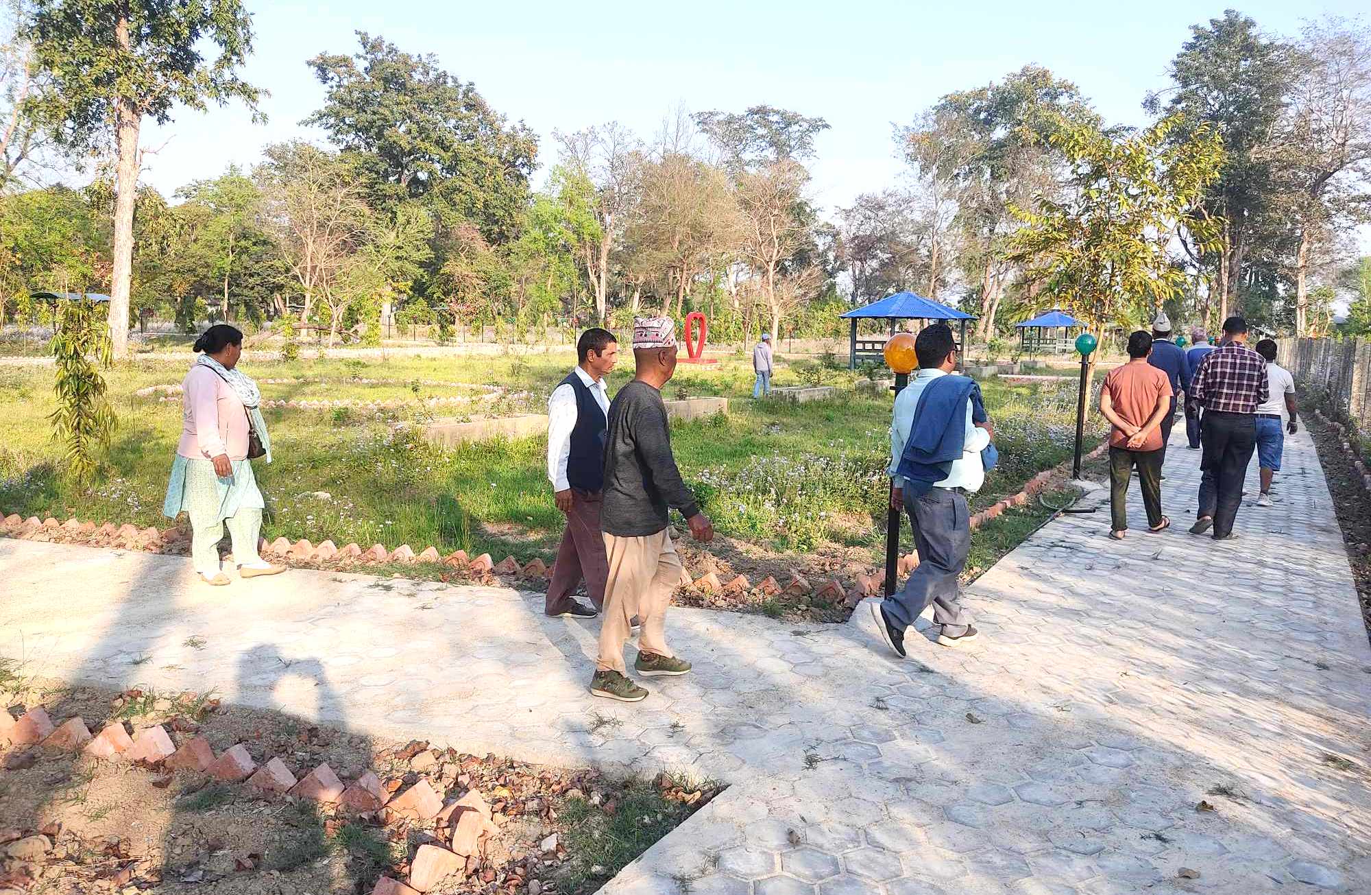 पर्यटकको पखाईमा बारबर्दिया स्थित रम्मापुरको सहिद पार्क