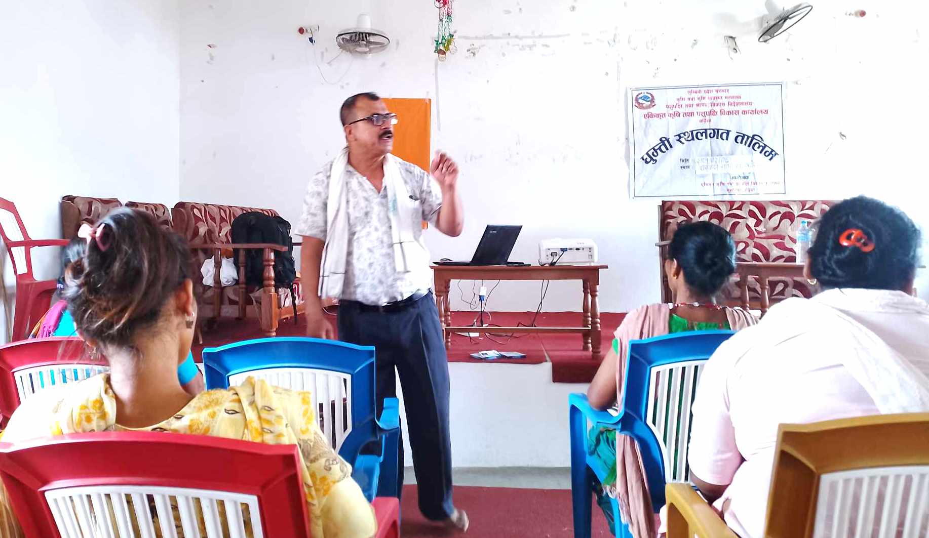 लक्षित समुदायका महिलाहरुलाई तरकारी खेती सम्बन्धी तालिम