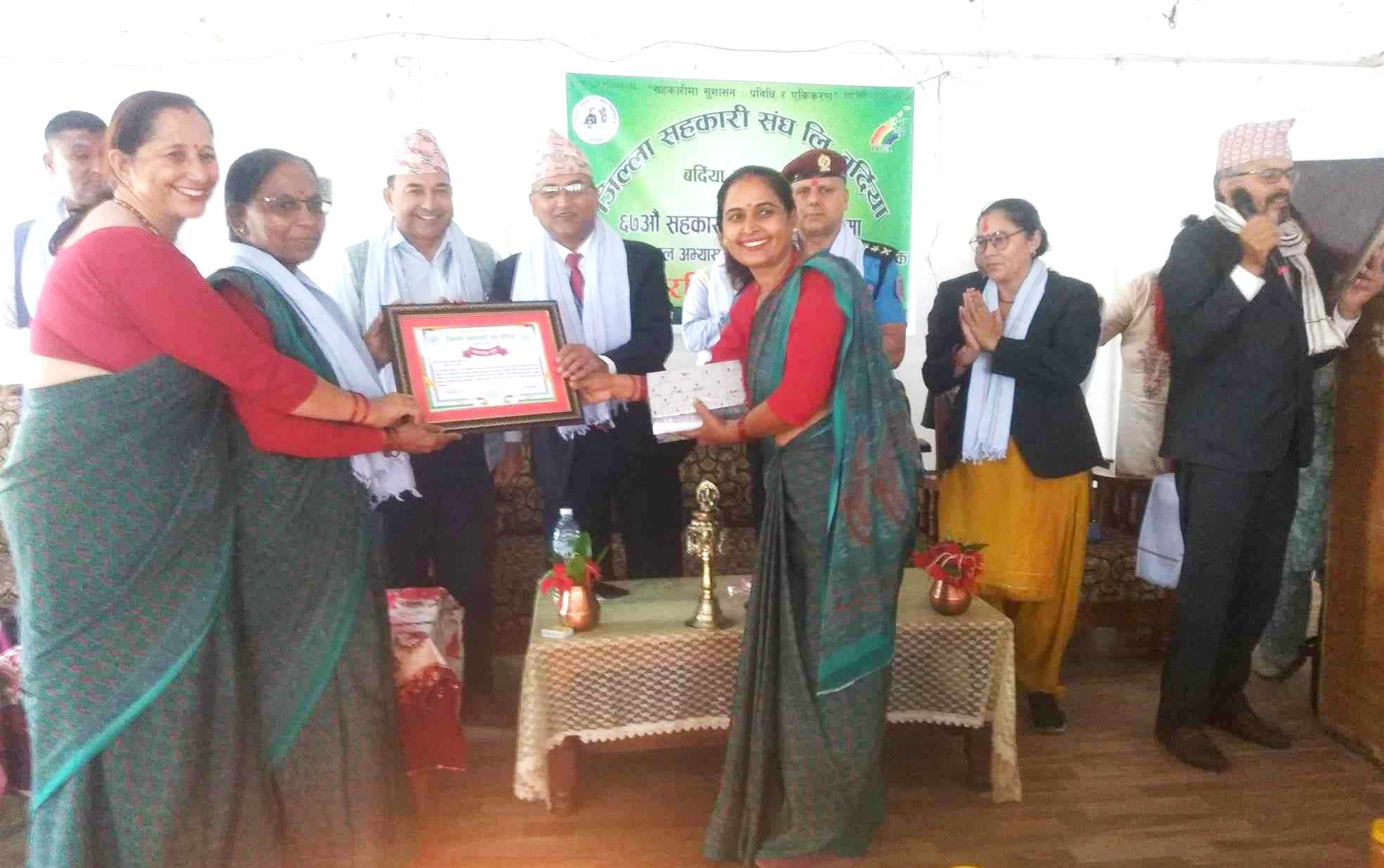 कतिपय सहकारीहरु कागजी प्रकृया नै नपुर्याई संचालनमा