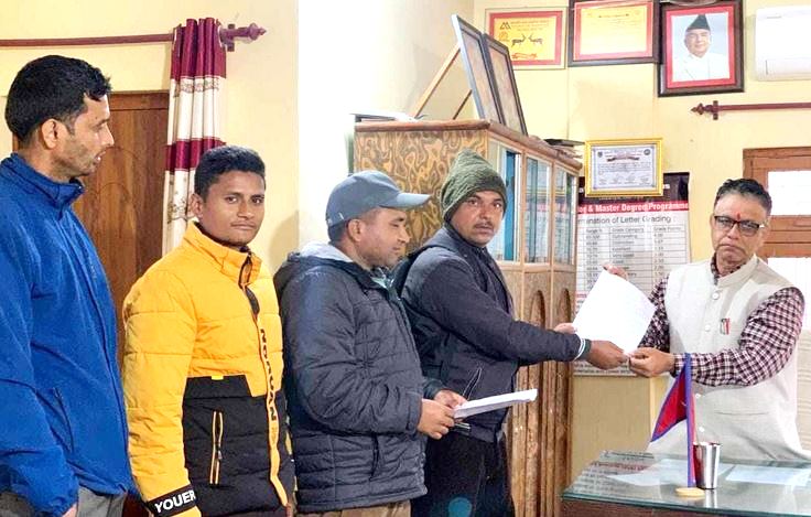 प्राध्यापकका संगठनद्वारा बबई बहुमुखी क्याम्पस बर्दियामा गरेको तालाबन्दी अझै खुलेन