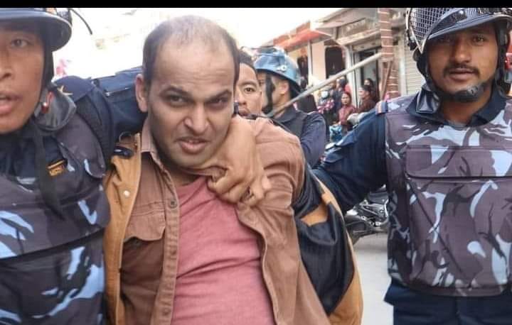 मेडिकल ब्यावसायी प्रसाइ माथी हातपात गर्ने पक्राउ