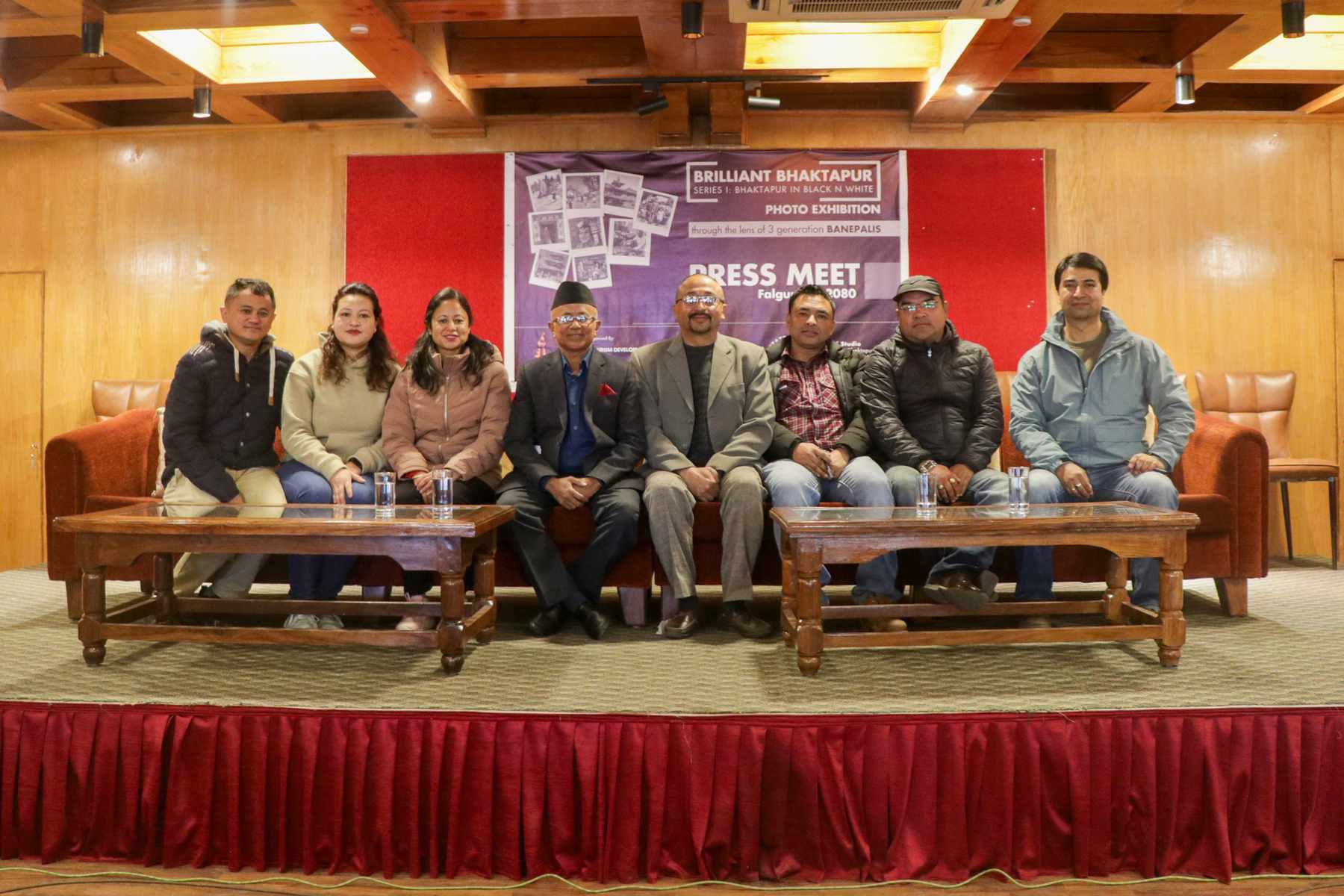 तीन पुस्ताले खिचेको फोटो एकैसाथ प्रदर्शन हुने