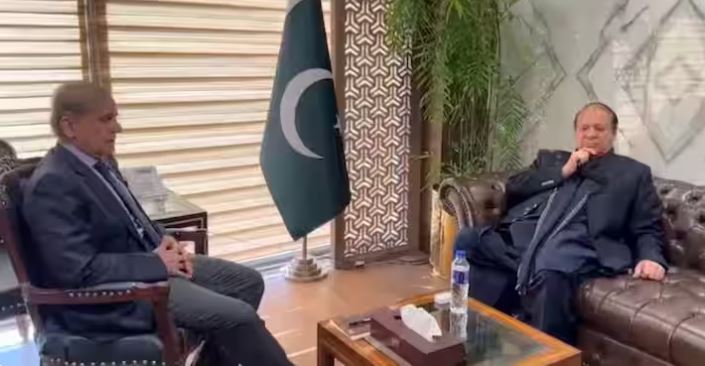 नयाँ सरकारलाइ मान्यता नदिन पाकिस्तानका सांसदले लेखे अमेरिकी राष्ट्रपतिलाइ पत्र