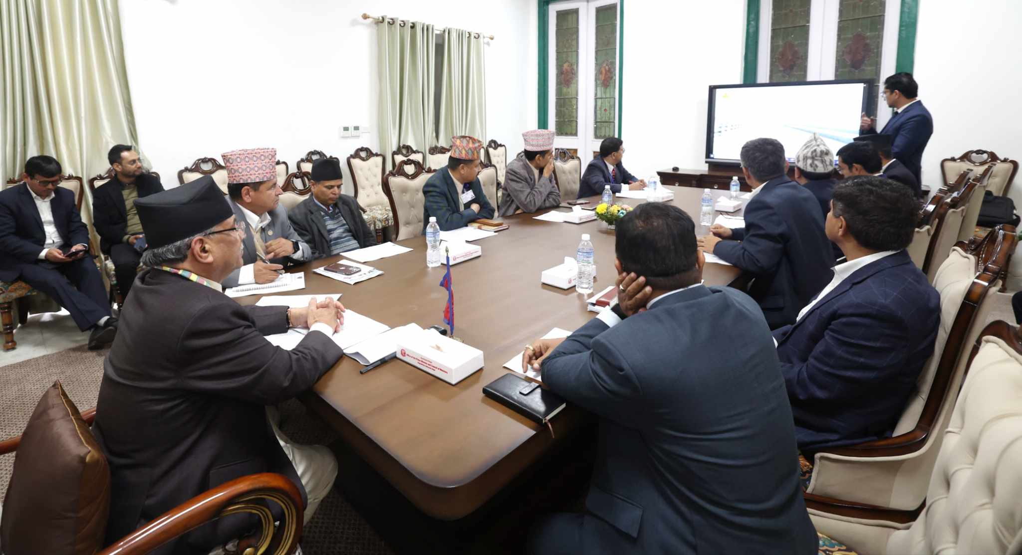 राष्ट्रिय गौरवका आयोजनाहरूको प्रगतिबारे मन्त्रालयसँग छलफल